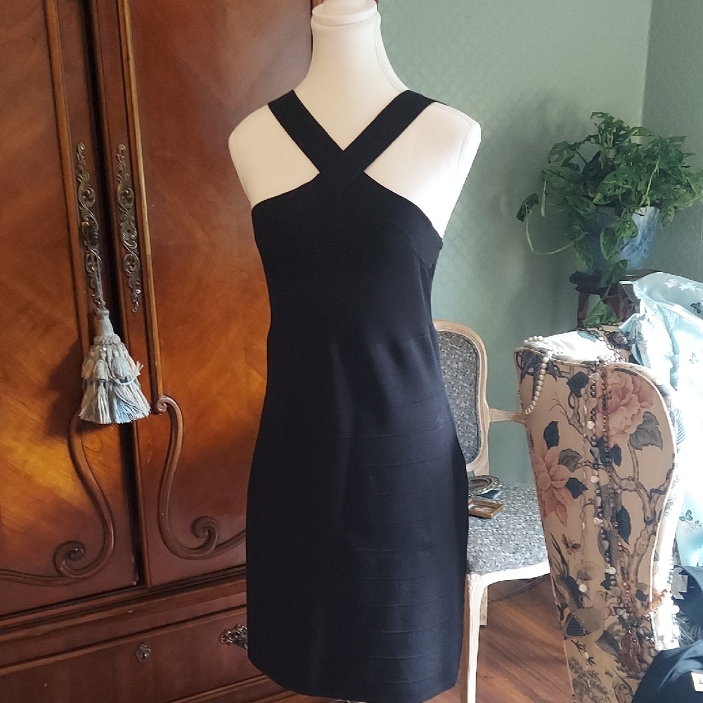 Express Elegant Black Cross-Strap Mini Dress Bodycon